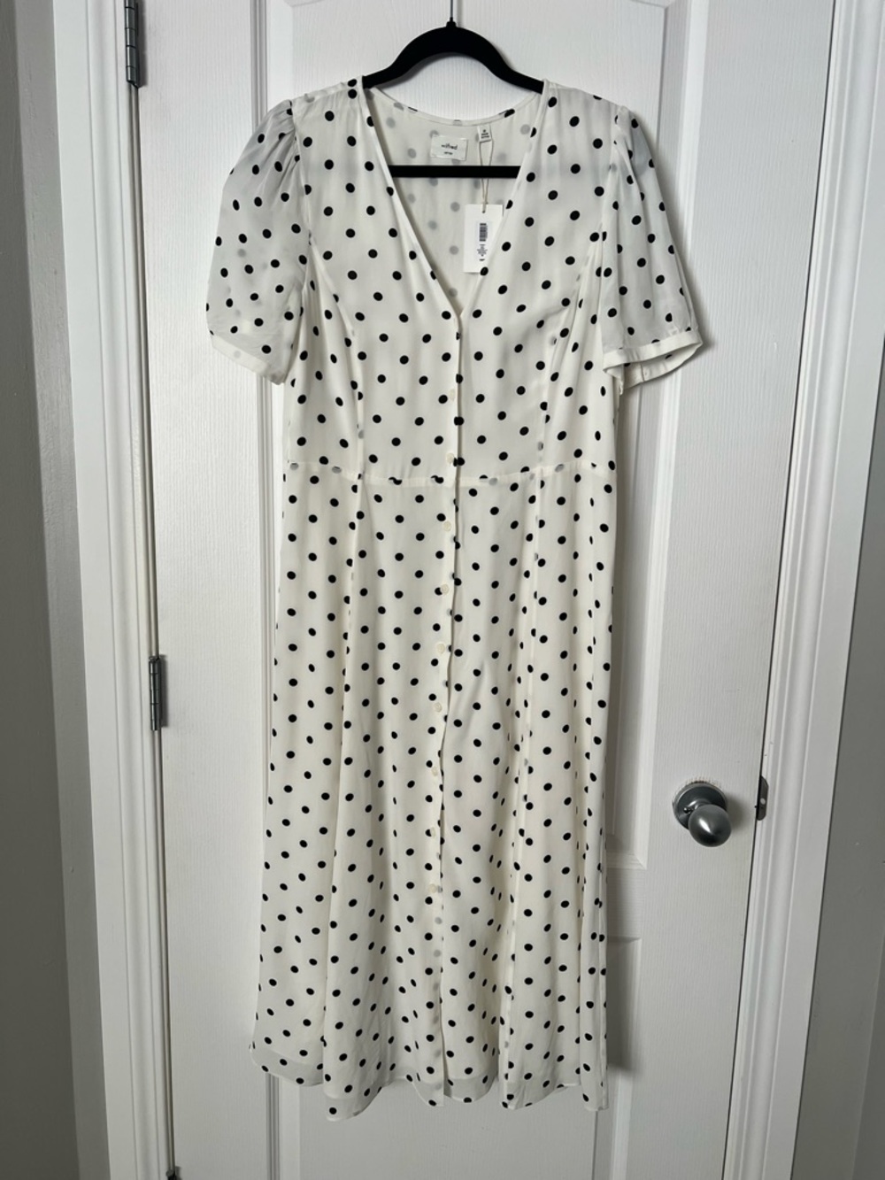 Aritzia Wilfred lilt polka Dot V-Neck Midi Dress
